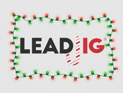 4 Ways to Get Your Office to Give Back This Holiday Season